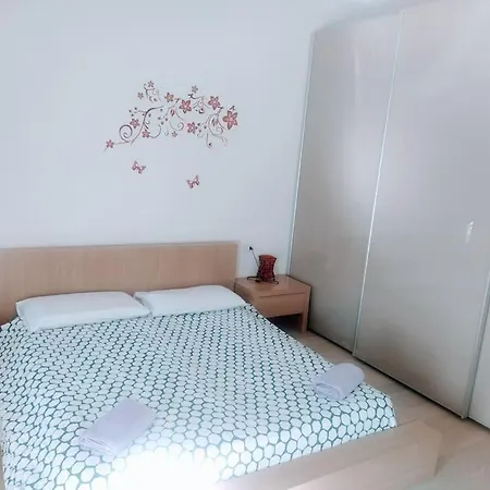 And Bike Apartment